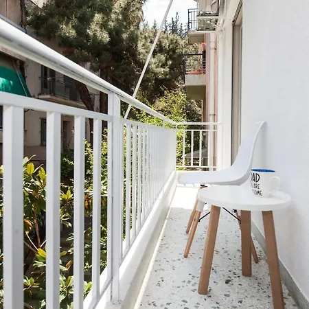Modern New Comfort 2 Bd Apt In Centre Apartment