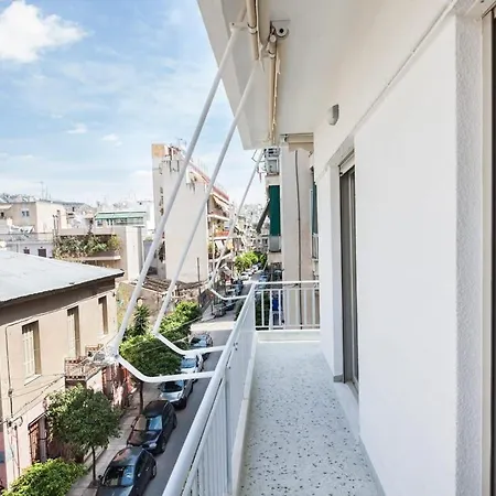 Modern New Comfort 2 Bd Apt In Centre Apartment *