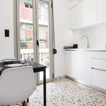Modern New Comfort 2 Bd Apt In Centre Apartment Athens