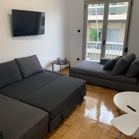 Modern New Comfort 2 Bd Apt In Centre Athens